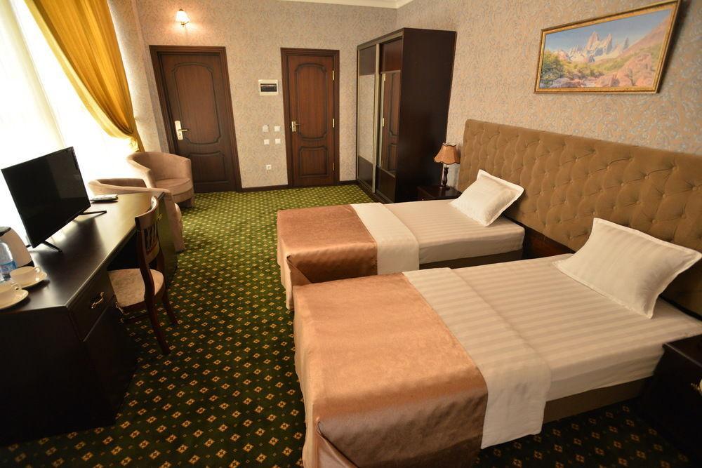 Gloria Hotel Ташкент Екстериор снимка