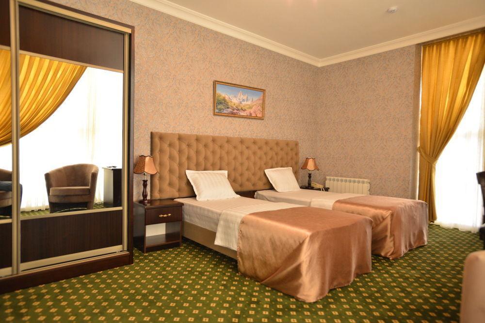 Gloria Hotel Ташкент Екстериор снимка