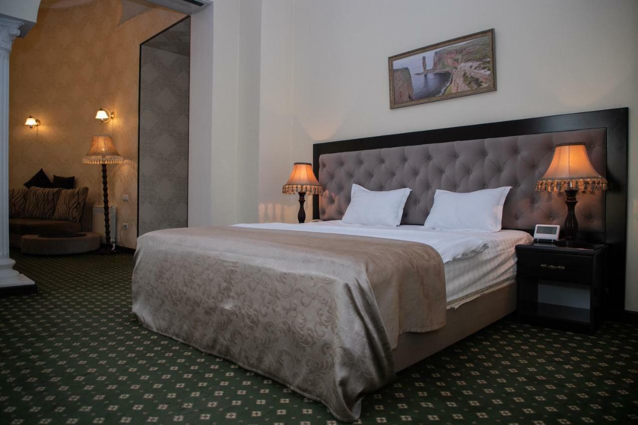 Gloria Hotel Ташкент Екстериор снимка