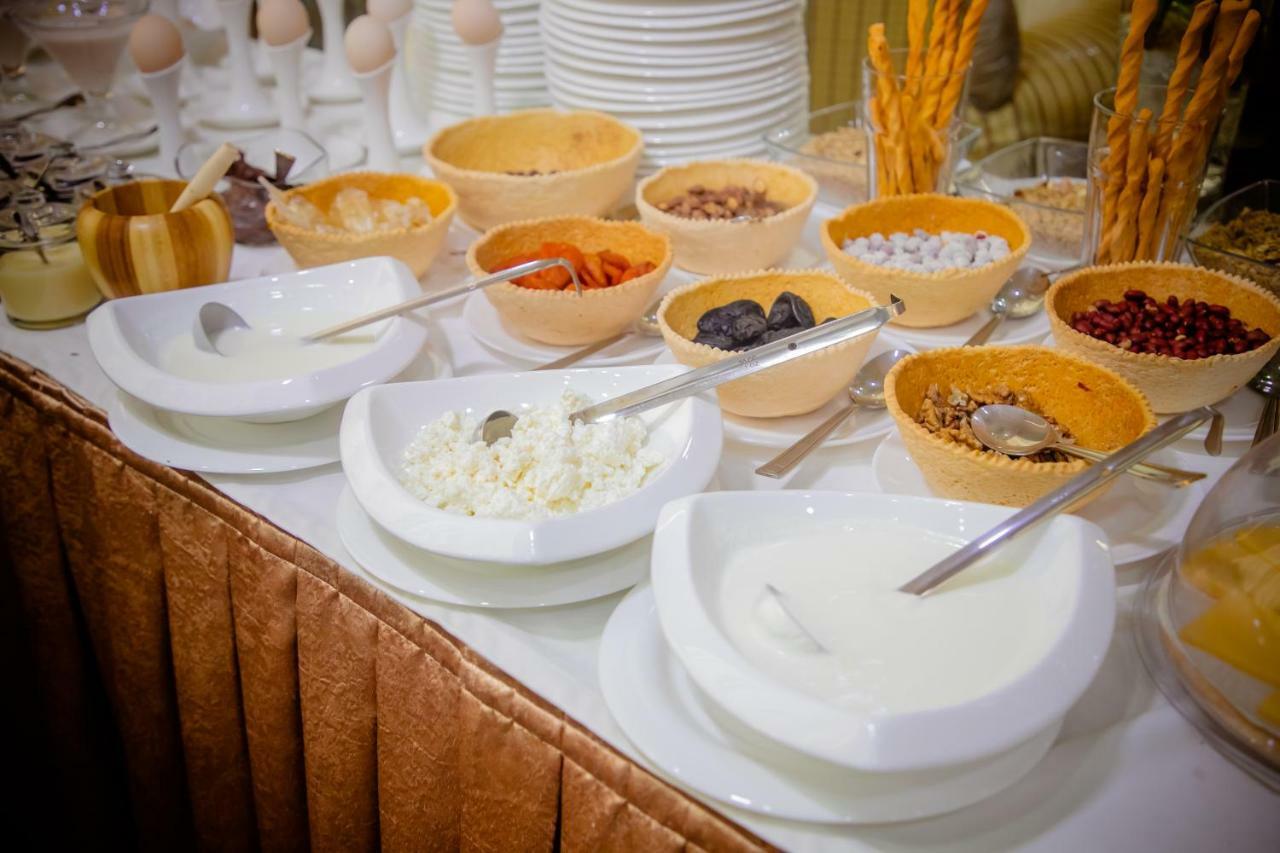Gloria Hotel Ташкент Екстериор снимка